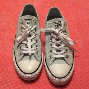 NWOT converse!